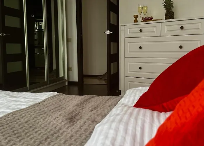 Простора Квартира 100 Квм Apartmán