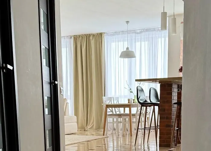 Простора Квартира 100 Квм Lvov